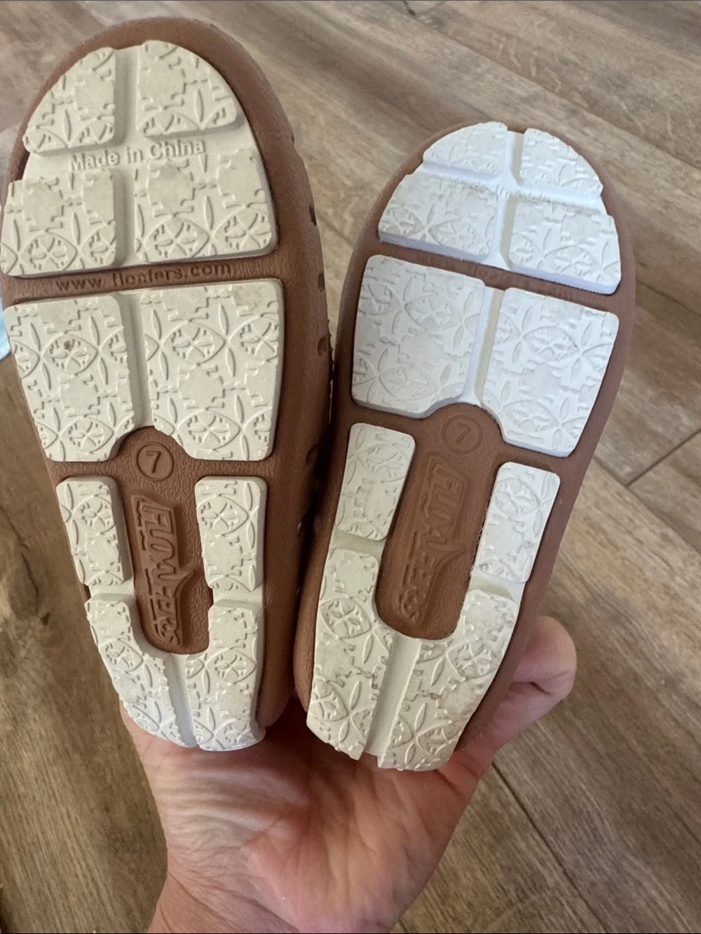 Toddler tan Floafers